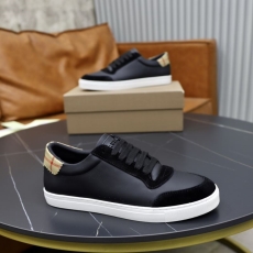 Burberry Low Shoes